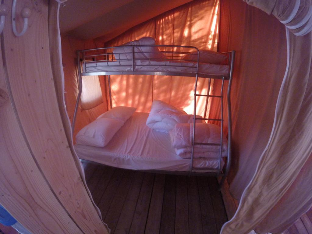 Camping La Simioune En Provence Bollène Exterior foto